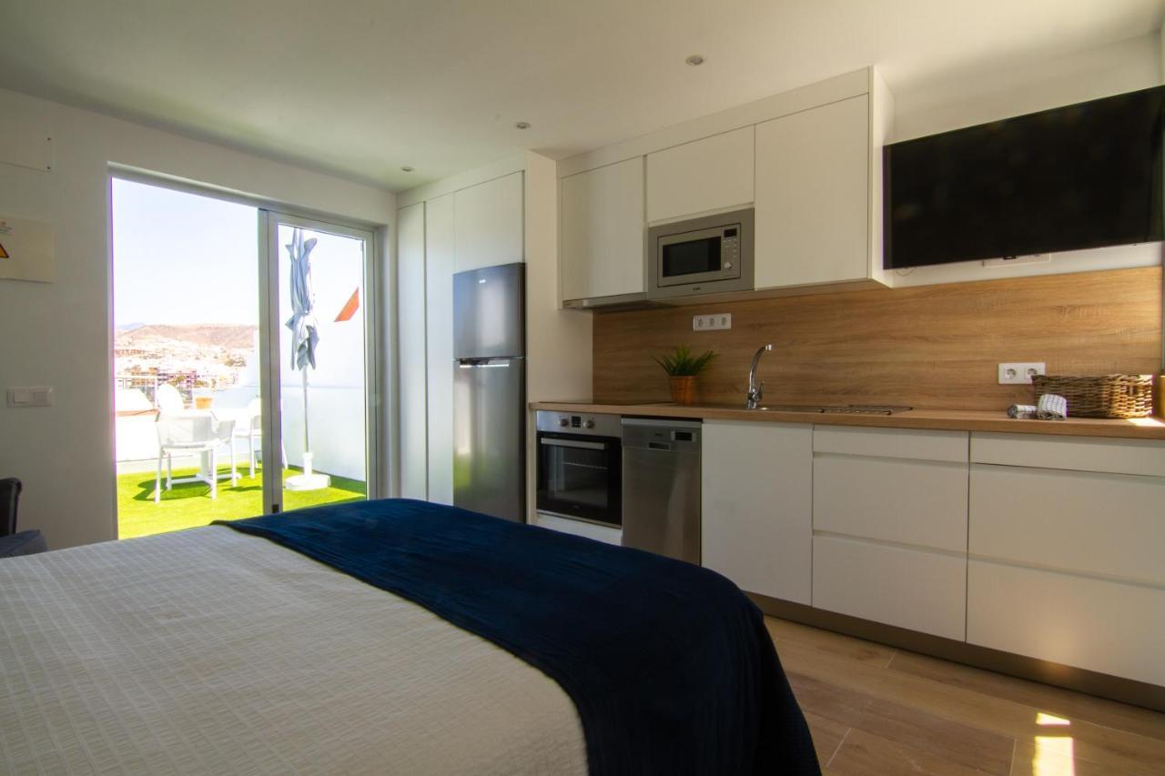 Apartamentos La Sal Arguineguin エクステリア 写真