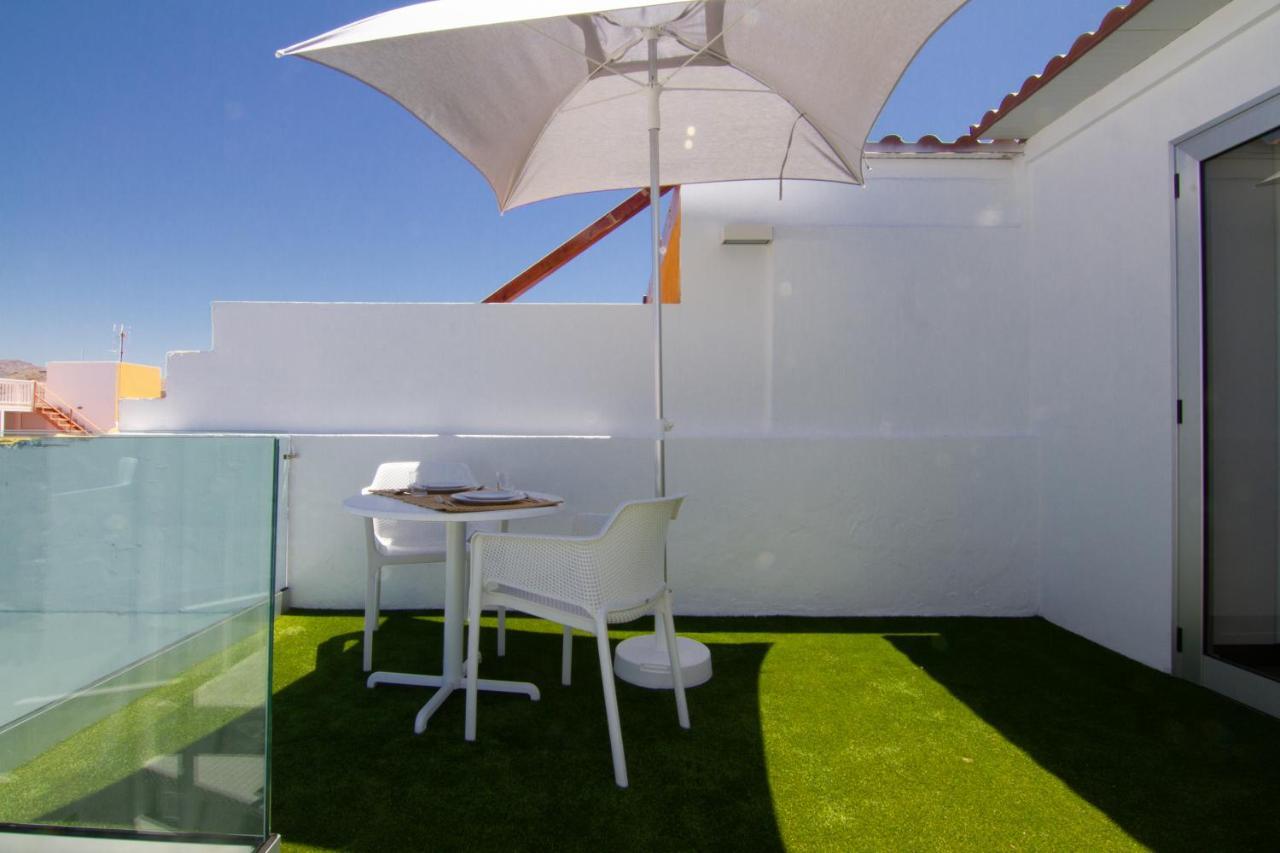 Apartamentos La Sal Arguineguin エクステリア 写真